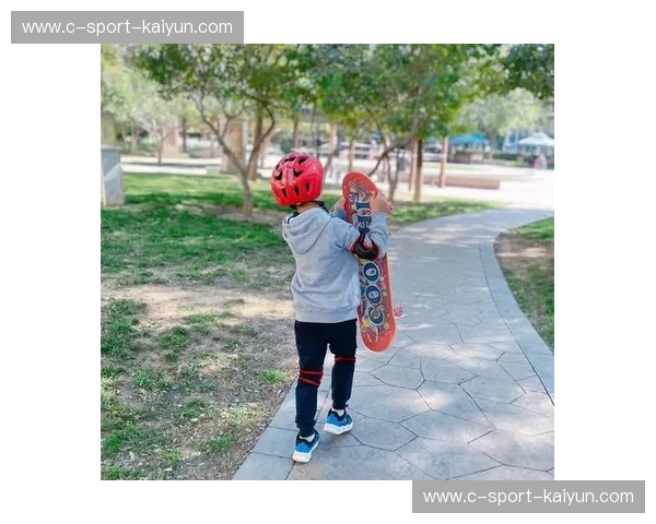 滑板力量训练：掌控板面，从核心出发